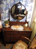 1920British dresser